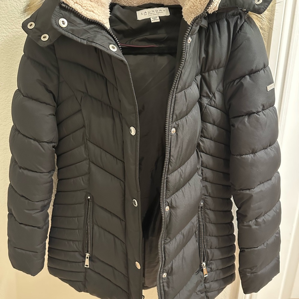 Laundry by Shelli Segal Black Puffer Jacket